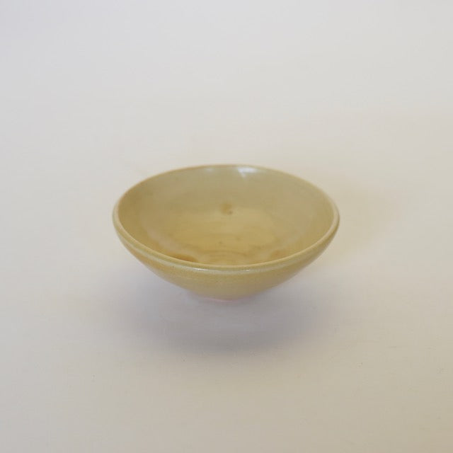 中里隆　倚山窯　黄釉ぐい呑み【酒器】【盃】963