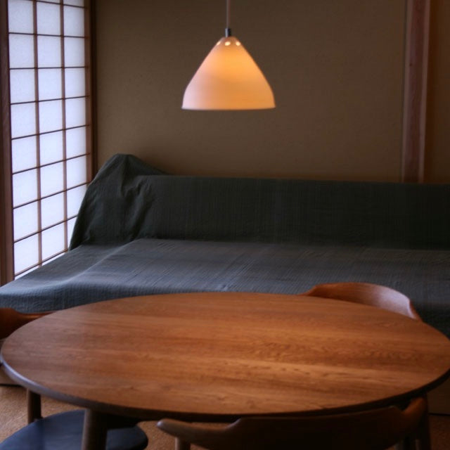 中里隆 ランプシェード ラッパ型 | 白磁